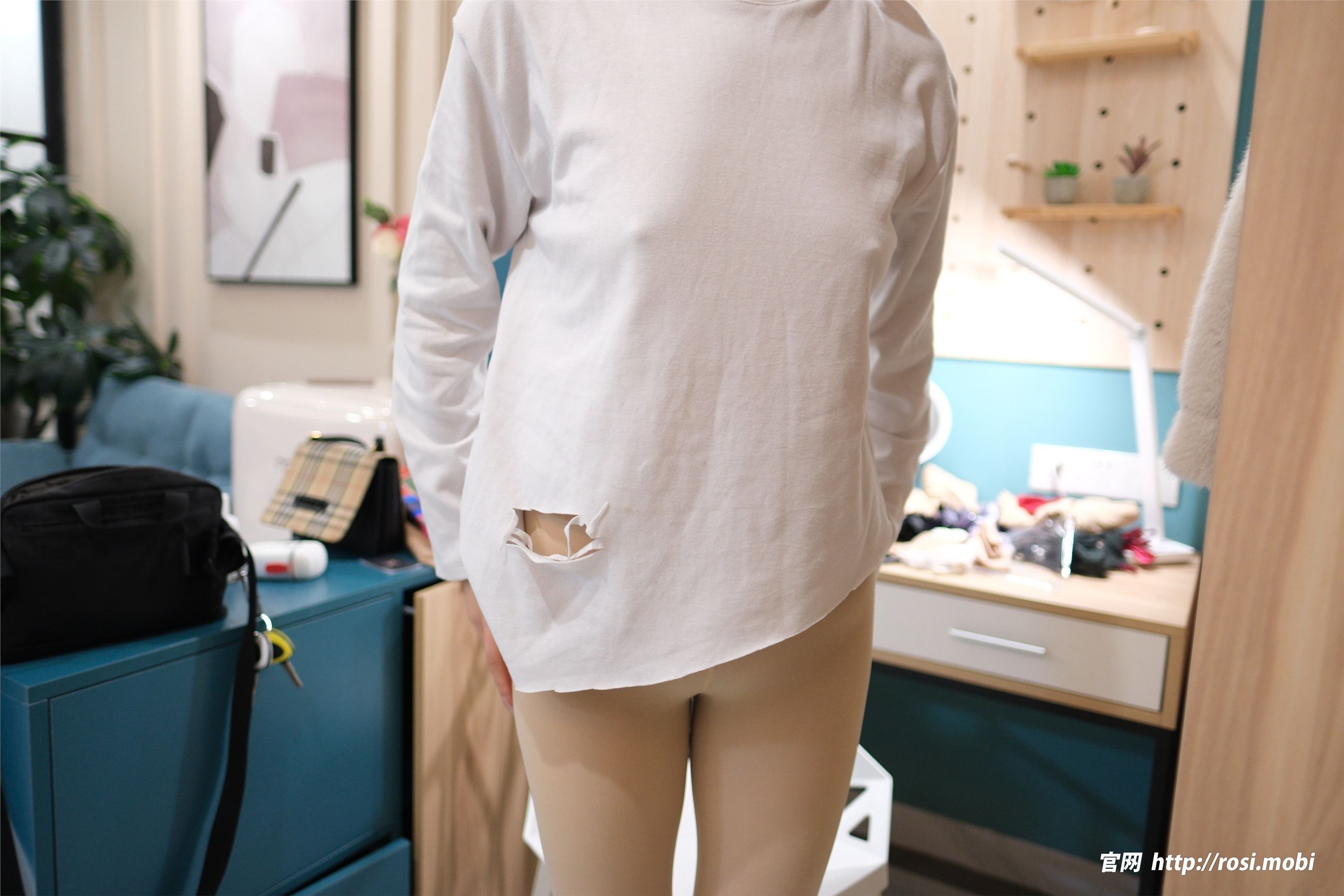 ROSI写真 2025.02.01 NO.4807